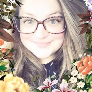 Meet your Posher, Crystal